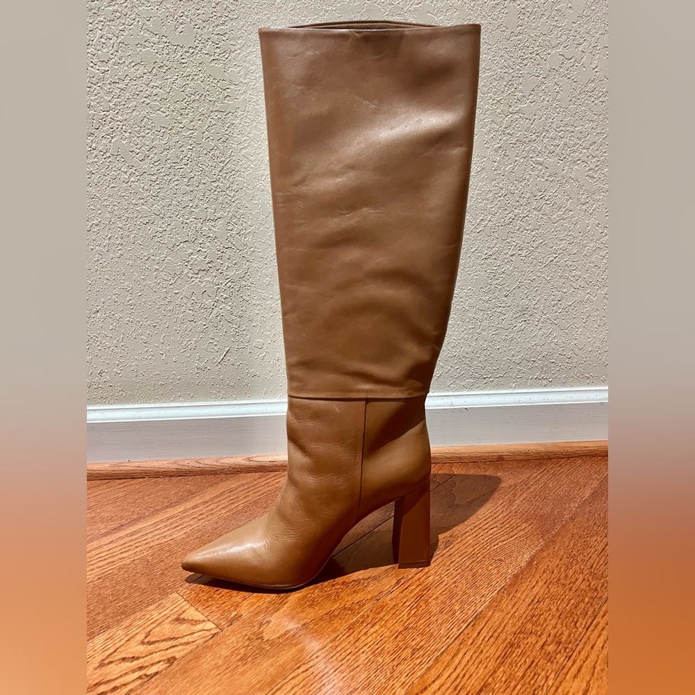 BRAND NEW Steve Madden Handles Cognac Boots